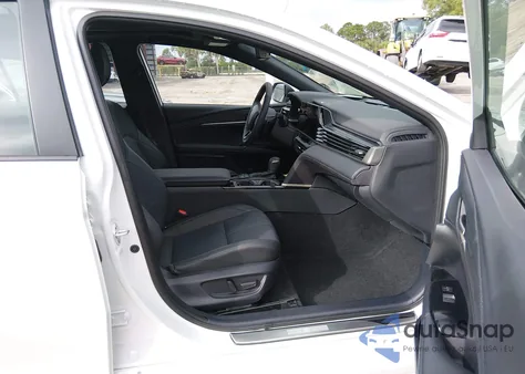 2025 Toyota Camry Xse z USA, uszkodzony, nr VIN 4T1DAACK2SU065540